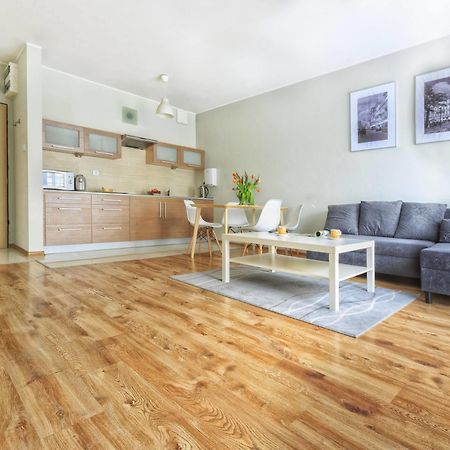 Apartamenty Aparts Лодзь Экстерьер фото