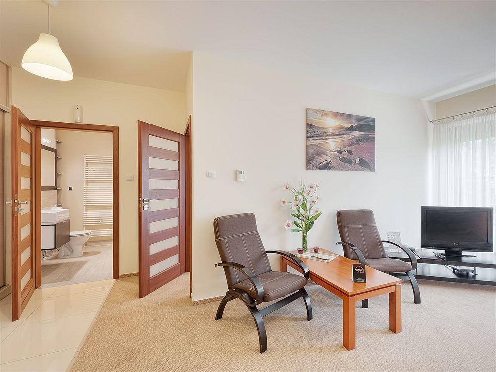 Apartamenty Aparts Лодзь Экстерьер фото