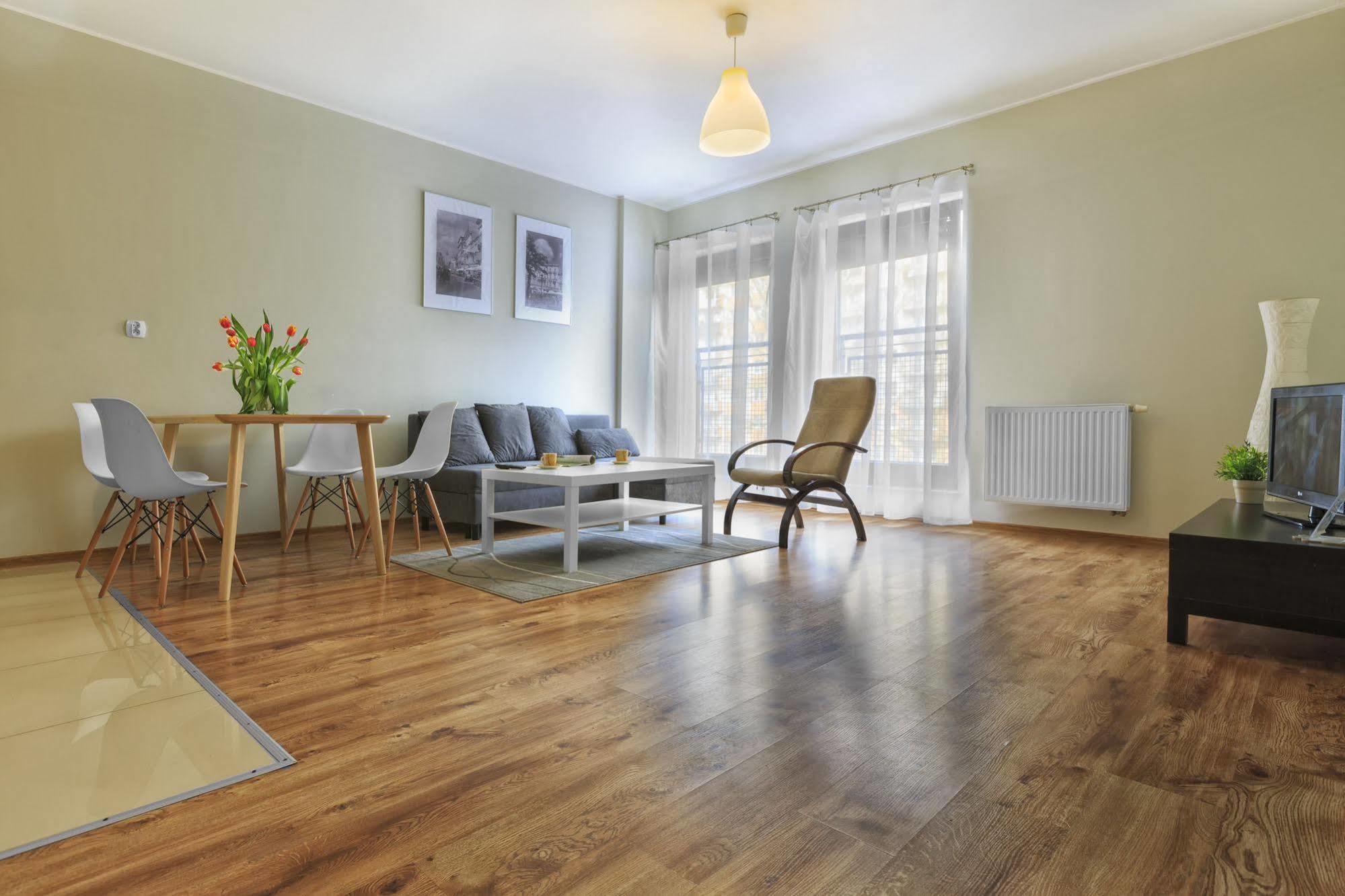 Apartamenty Aparts Лодзь Экстерьер фото