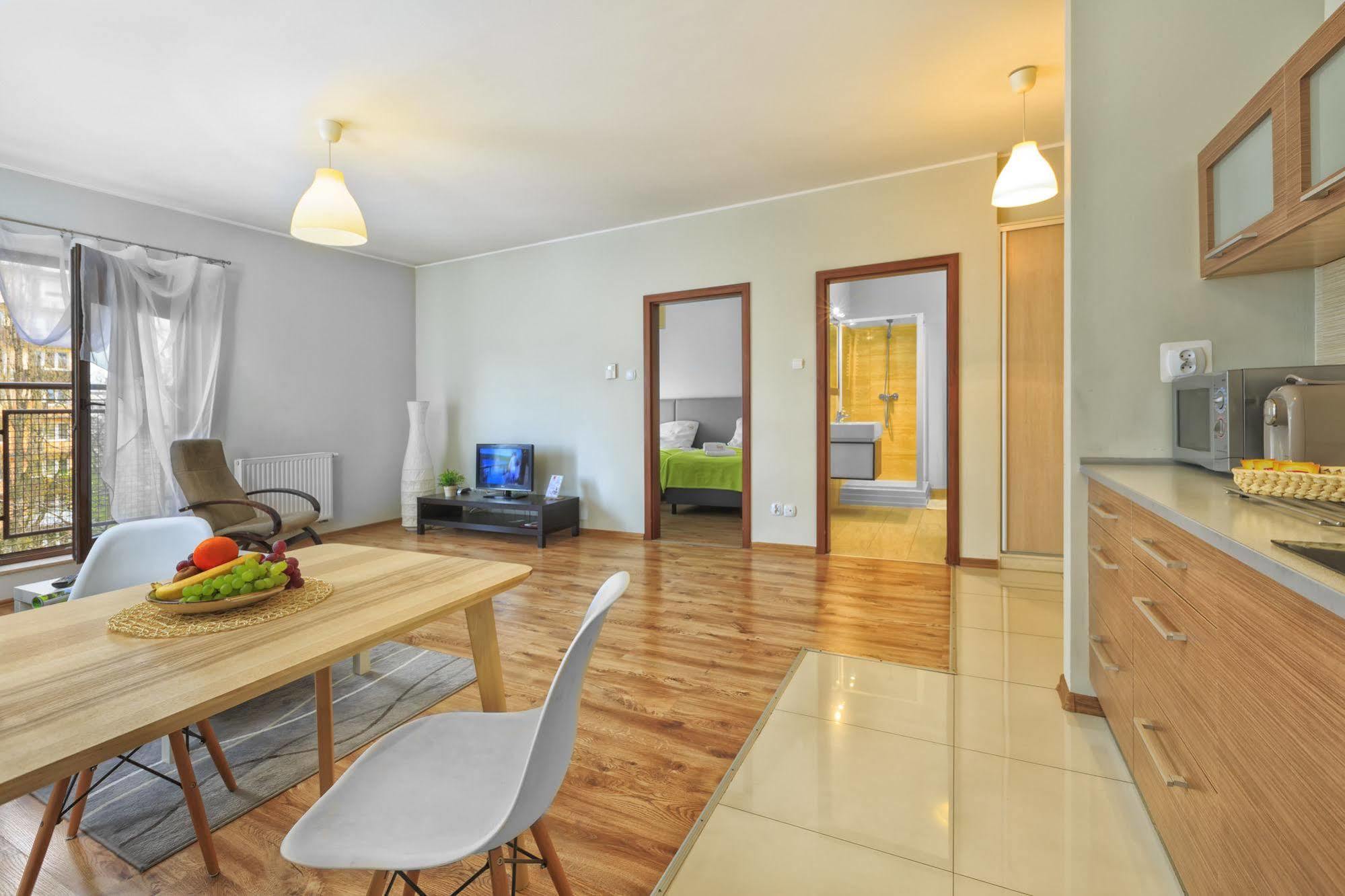 Apartamenty Aparts Лодзь Экстерьер фото