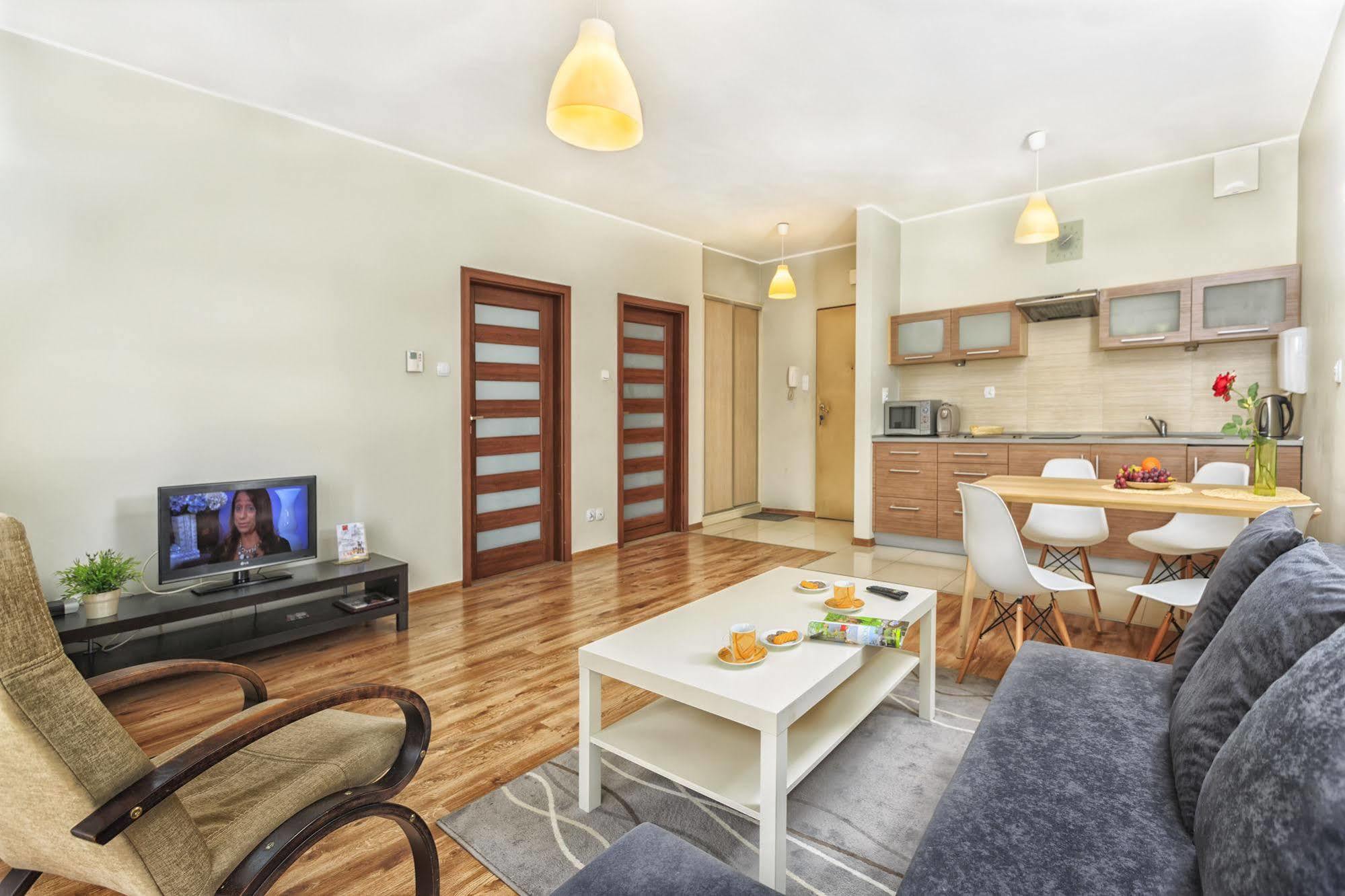 Apartamenty Aparts Лодзь Экстерьер фото