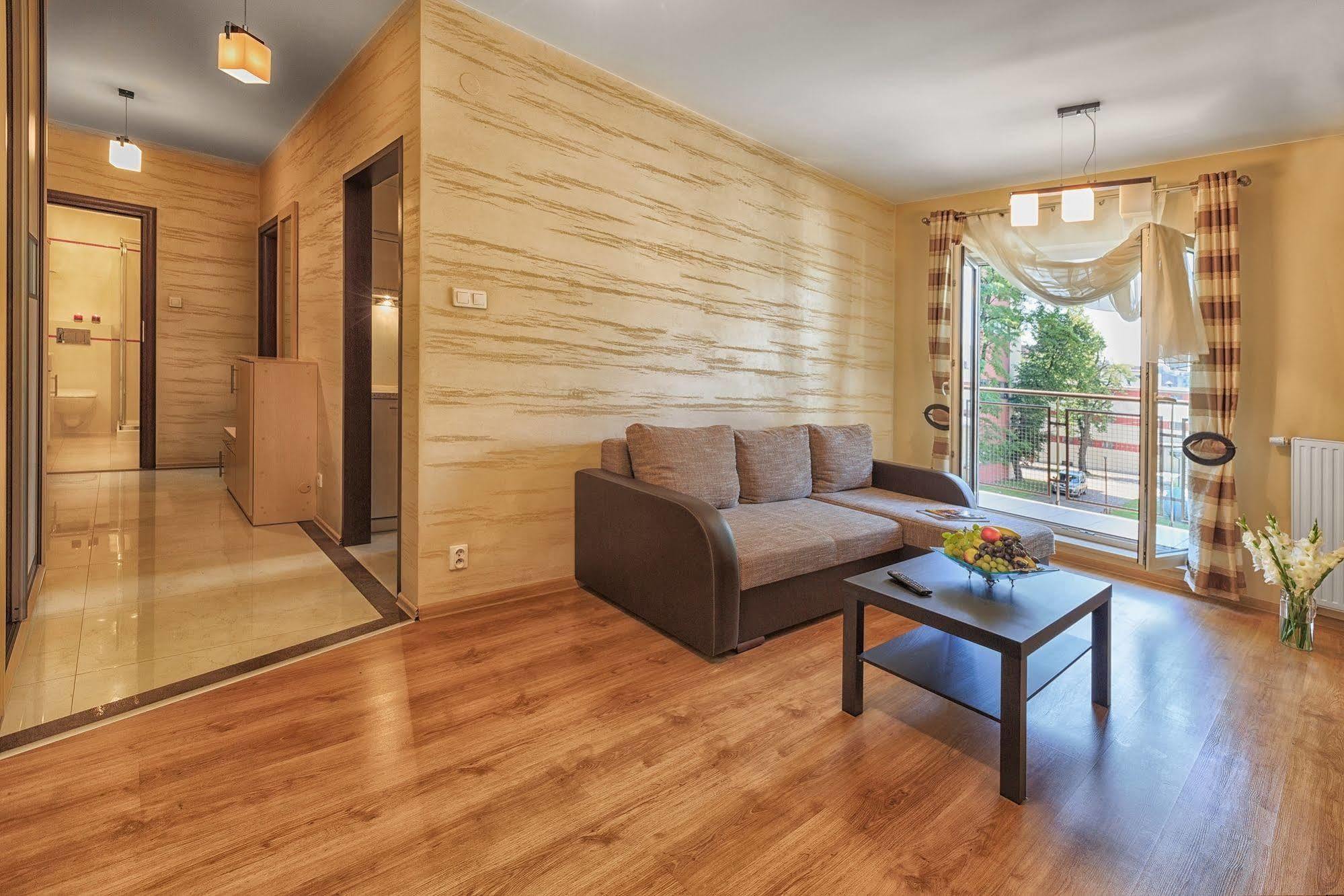 Apartamenty Aparts Лодзь Экстерьер фото