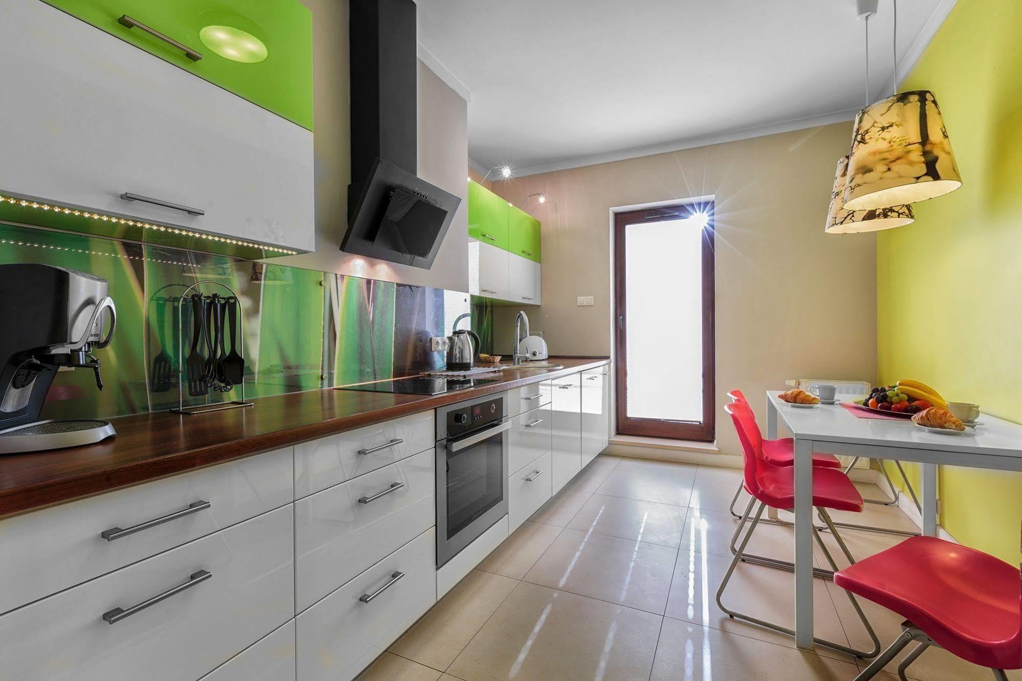 Apartamenty Aparts Лодзь Экстерьер фото